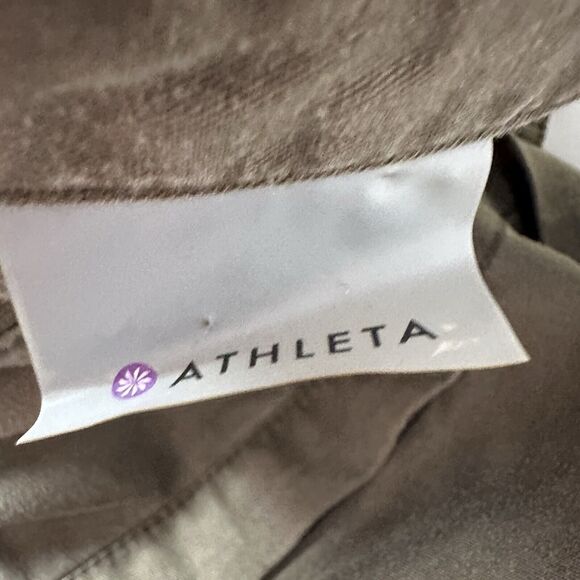 Athleta Tank Top Womens Small Green Hayes Olive Army Outdoor Longline Lyocell - Picture 5 of 11